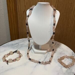 Necklace Magnetic and bracelet set
